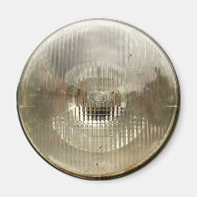 Phare classique de voiture avec la lentille en ver magnets