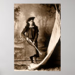 Photo 1898 de Mlle Annie Oakley Holding un fusil Affiche