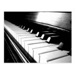 Photographie noire et blanche chique de piano cartes postales