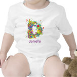 Pièce en t florale de bébé de nom d'alphabet (mono t-shirts