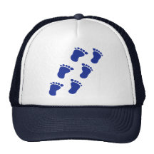 Pieds de bébé casquettes