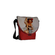Pin vintage de sapeur-pompier de Gil Elvgren vers  Sacoche