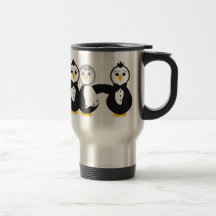 Pingouins mariés tenant des mains tasse à café