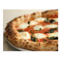 Plan rapproché d'un tarte de pizza entier carte postale