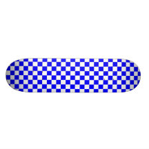 Planche à roulettes bleue et blanche de damier