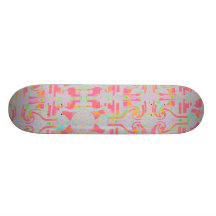 Planche à roulettes dans le ZIZZAGO rose