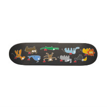 Planche à roulettes de coutume d'amusement de fami