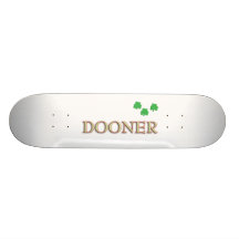 Planche à roulettes de Dooner d'Irlandais
