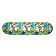 Planche à roulettes de jungle d'ara