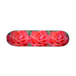 Planche à roulettes "de roses rouges"
