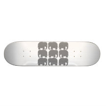 Planche à roulettes grise de silhouette d'éléphant