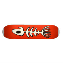 Planche à roulettes morte de poissons