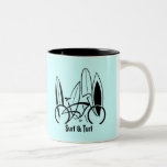 Planches de surf et vélo tasse