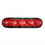Plate-forme punk gothique de planche à roulettes d