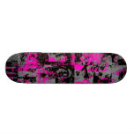 Plate-forme rose de planche à roulettes d'éclabous