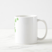 pluie verte de shamrocks mug à café
