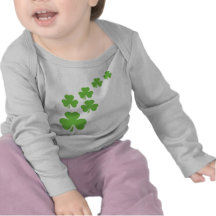 pluie verte de shamrocks t-shirts