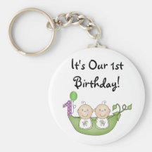 Pois de jumeaux dans un premier anniversaire de co porte-clé