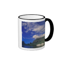 Polynésie française, Moorea. Baie de cuisiniers. B Mugs
