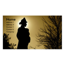 Pompier tenant le carte de visite d'enfant