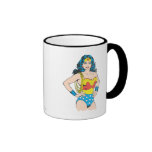 Portrait de femme de merveille tasse à café