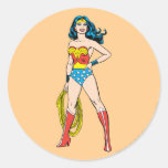 Position de femme de merveille adhésifs ronds