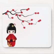 Poupée de Kokeshi sous la branche de Sakura Tapis De Souris