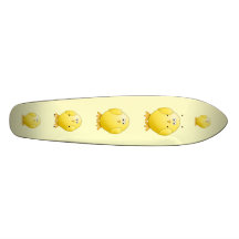 Poussin jaune mignon. Petit oiseau Skateboards Personnalisables