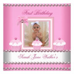 Premier bébé de blanc de petits gâteaux de rose de invitation personnalisée