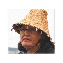 Première femme de nations toile tendue sur châssis