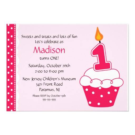 Première invitation de petit gâteau d'anniversaire