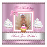 Première perle de blanc de petits gâteaux de rose  invitations