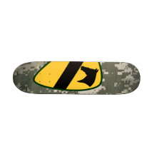 Première planche à roulettes de Division de calvai