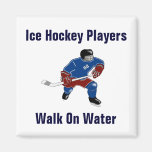 Promenade de joueurs de hockey de glace sur l'eau aimant