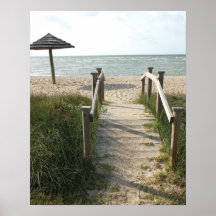 Promenade sur la copie de plage posters