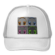 Quatre écouteurs graphiques casquettes