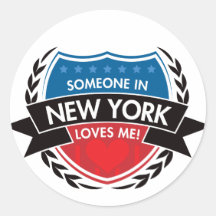 Quelqu'un à New York m'aime Autocollant Rond