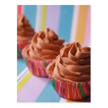 Rangée de petit gâteau carte postale