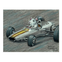 Rat en carte postale de voiture de course