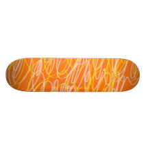 Rayures ardentes oranges planches à roulettes
