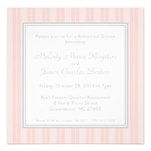 Rayures roses et invitations carrées de simplicité