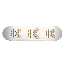 Recherche du tennis d'amour plateaux de skateboards customisés