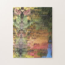 Réflexions de feuille d'automne avec des arbres puzzles