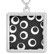 Rétro conception noire et blanche à la mode. Coutu Collier