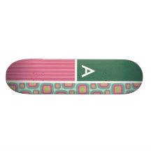 Rétro motif de rose et de menthe planche à roulette