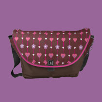 Rétros fleurs et papillons assez roses de coeurs sacs messenger