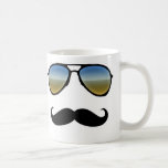 Rétros lunettes de soleil drôles avec la moustache mugs