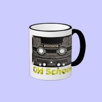 Riyah-Li conçoit la vieille école tasses