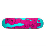 Robot magenta planches à roulettes