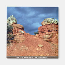 Roches rouges, canyon rouge, formation de roche de aimants